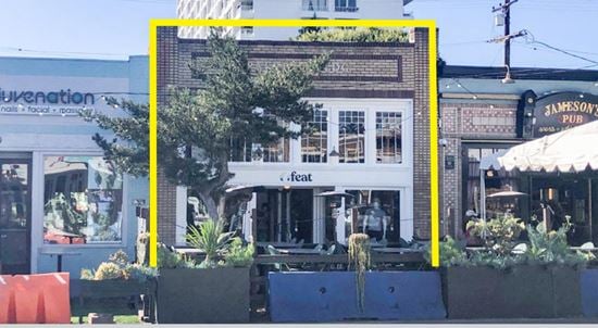 2708 Main St