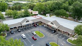 Royal Oak Plaza Space For Lease
