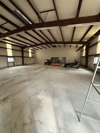 NORTHWEST SHOP SPACE WITH LOT