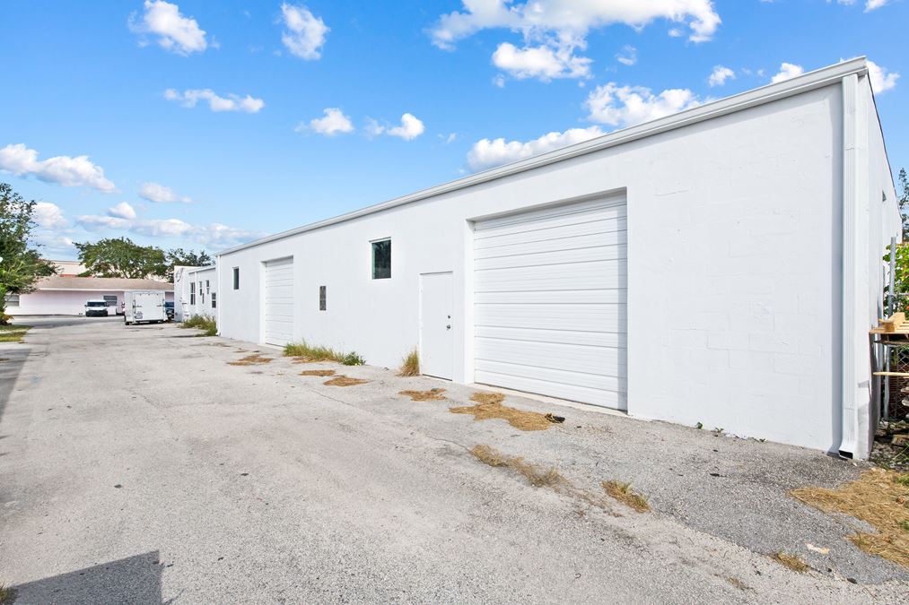 1160 NE 24th Ct