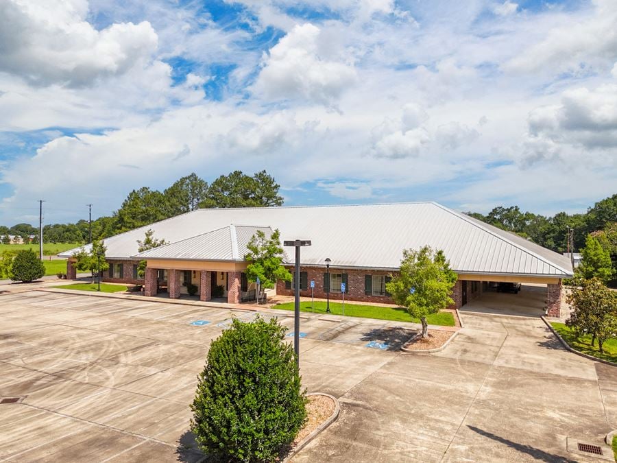 Immaculate ±11,576 SF Facility w/ Quality Construction and Features