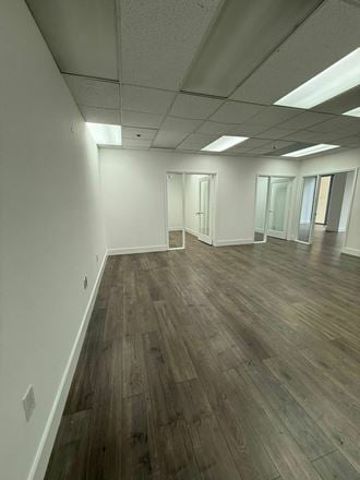 Chase Bank Building | Unit 702