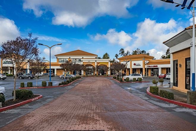 Jefferson Plaza