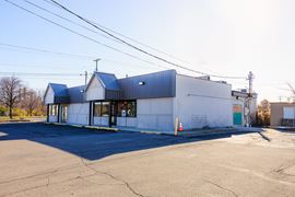 901 Trowbridge Rd