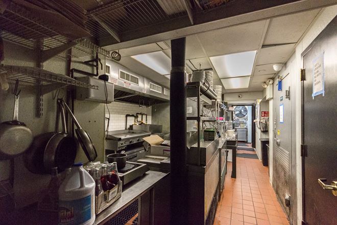 248 W 14th St