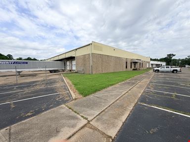 545 Ford Ave - Functional Warehouse/Distribution Space