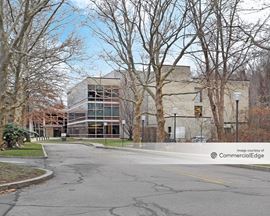 Wellesley Office Park - 100 William Street