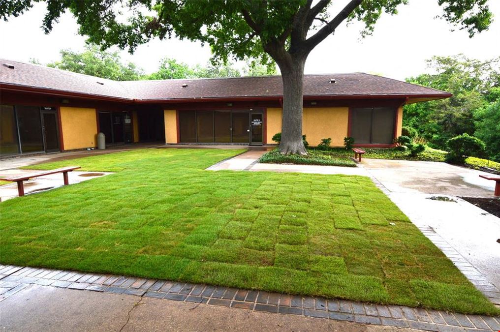 2241 Peggy Ln