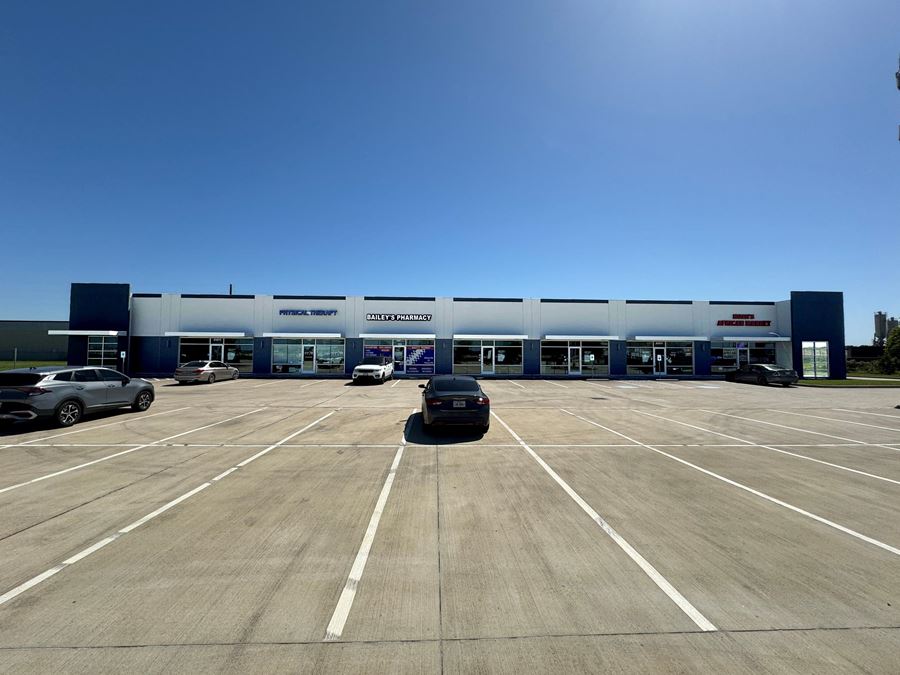 West 529 Retail- 21211 FM 529