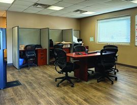 Little Rock Port Area Office/Warehouse Building for Lease