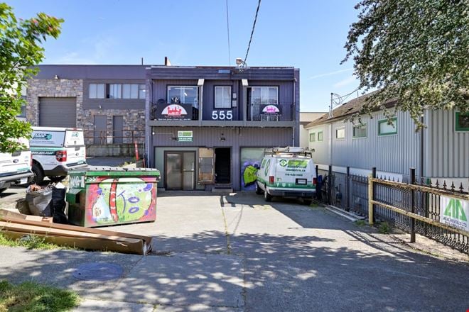 555 Hillside Ave