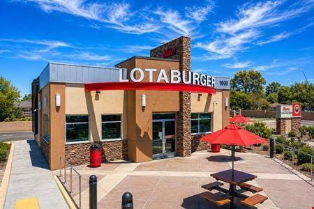 Retail space for Rent at 1600 W Valencia Rd in Tucson