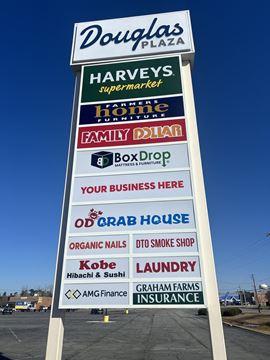 Douglas Plaza - Douglas, GA