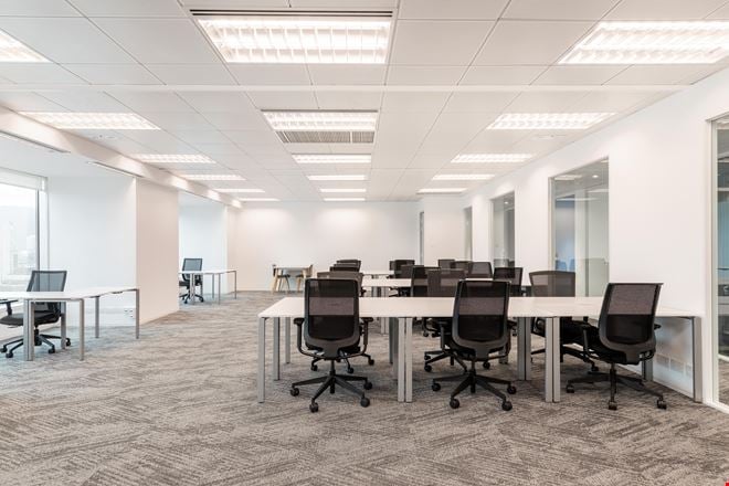 Regus - Novi - Beck Road