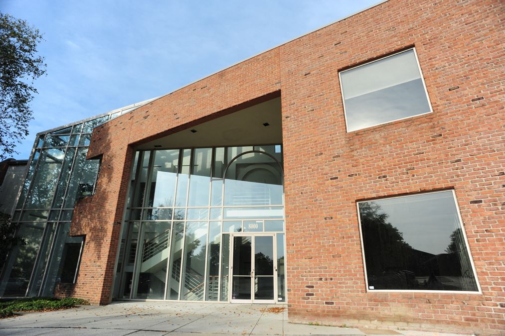 8000 Ravines Edge, Columbus
