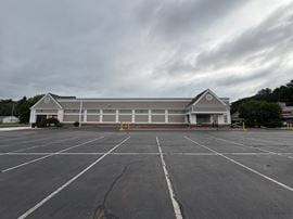 Freestanding Retail Opportunity ±15,251 SF