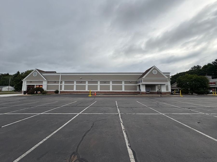 Freestanding Retail Opportunity ±15,251 SF