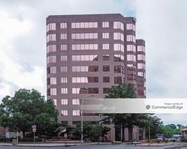 10 Bank Street