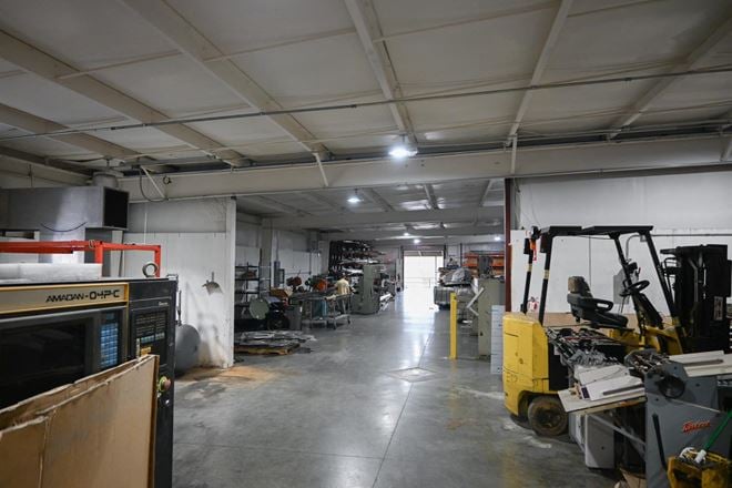 132 & 144 Jetplex Lane