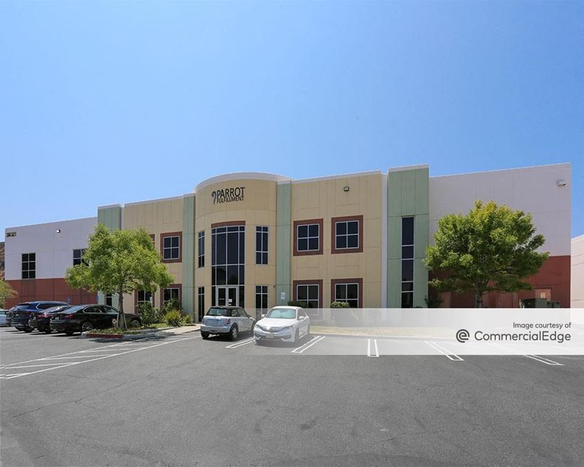 26321 Ferry Court, Santa Clarita, CA Industrial Building