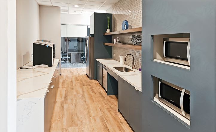 Regus - Sugarland - University Blvd