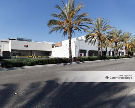 Industrial space for Rent at 1015 South Arroyo Pkwy in Pasadena