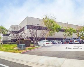 Sunflower Corporate Center - 1600 Sunflower Avenue - Costa Mesa
