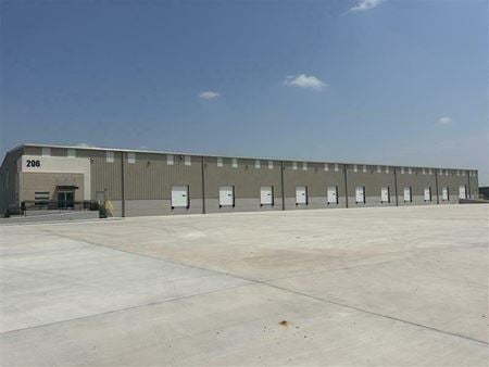 Industrial space for Rent at 206 Lampazos Loop in Laredo
