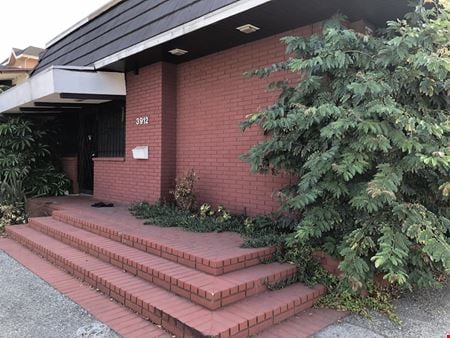 Retail space for Rent at 3912 Eagle Rock Blvd in Los Angeles