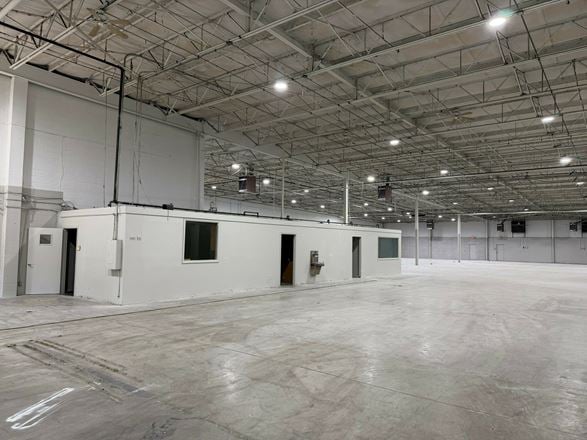 Bluegrass Distribution Center -  Flexible Industrial Space in Bluegrass Industrial Park