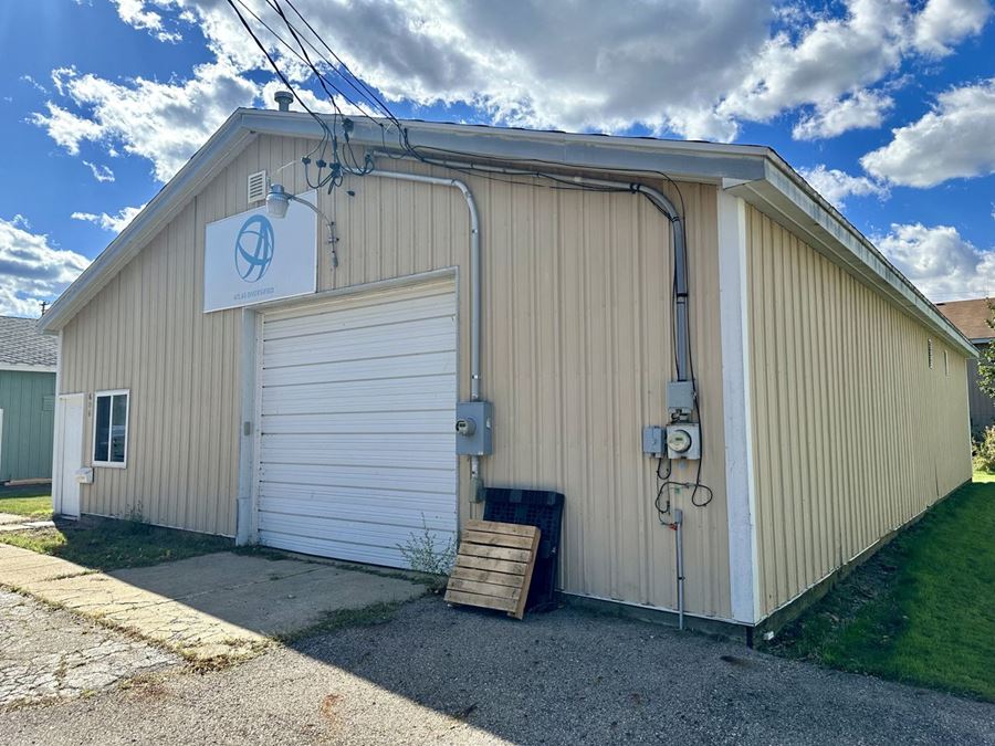 Warehouse Building off St Joesph Lansing Twp