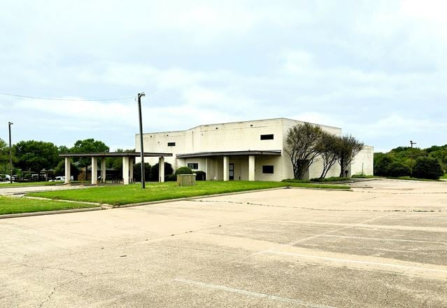 Former Junior League of Arlington