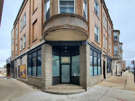 Commercial Space Available at California & Lake - Chicago