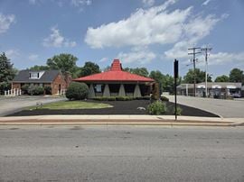 6736 E Main St