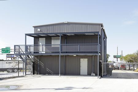 Photo of commercial space at 961 Savage Ln in Corpus Christi