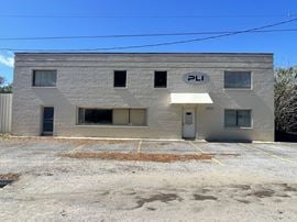Pensacola Warehouse with Large Lay Down Area