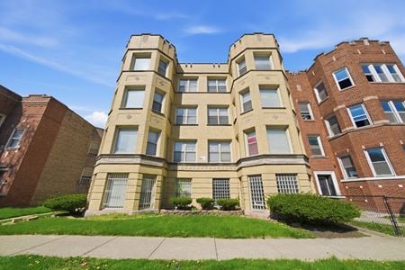 Multi-Family space for Sale at 7716-18 South East End Avenue in Chicago