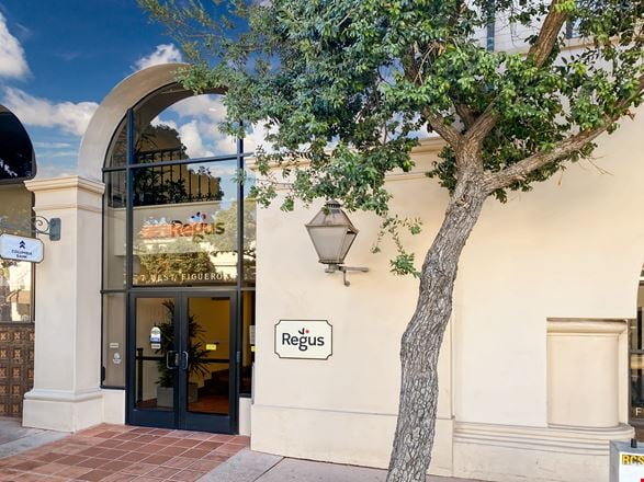 CA, Santa Barbara - Downtown Santa Barbara