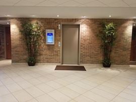 825 Victors Way Office Bldg