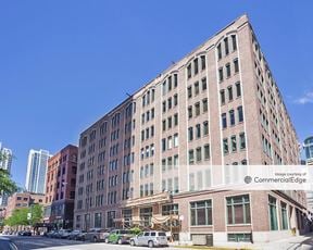 566 West Lake Street