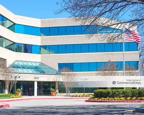 Twin Knolls Business Park – Overlook Center