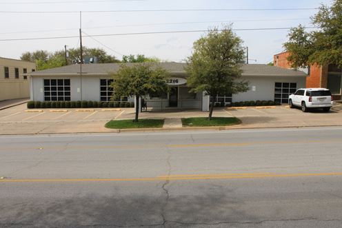 2216 Forest Park Blvd