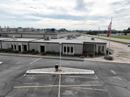 Industrial space for Rent at 1 Poulan Drive in Nashville