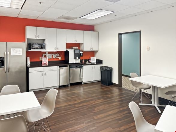 GA, Atlanta - One Paces West