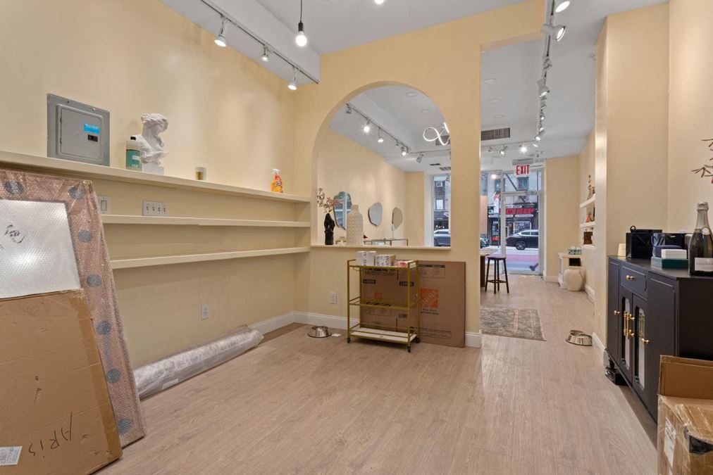 834 Lexington Ave