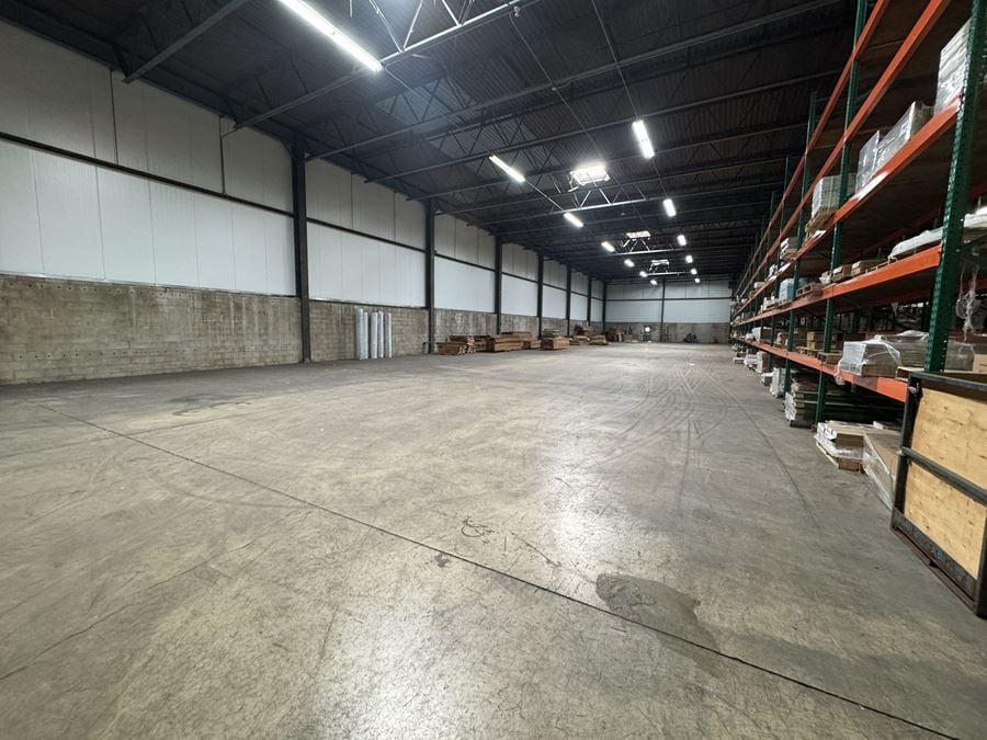 High Bay Storage Space