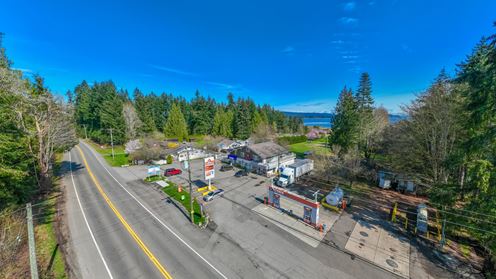 8248 & 8256 S Island Highway