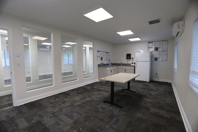 Jonesville Commercial Center - Office/ Flex