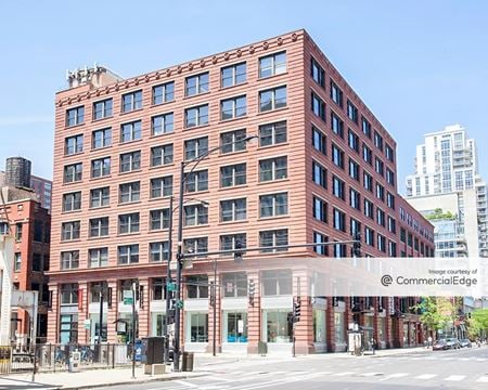 Photo of commercial space at 440 North Wells Street in Chicago