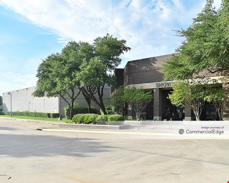 Industrial space for Rent at 3920 S Walton Walker Blvd in Dallas